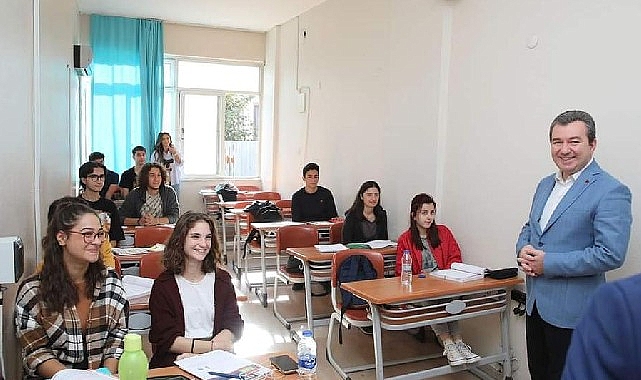 Bergama yaşam boyu eğitim merkezi’nde bin öğrenci eğitim alıyor